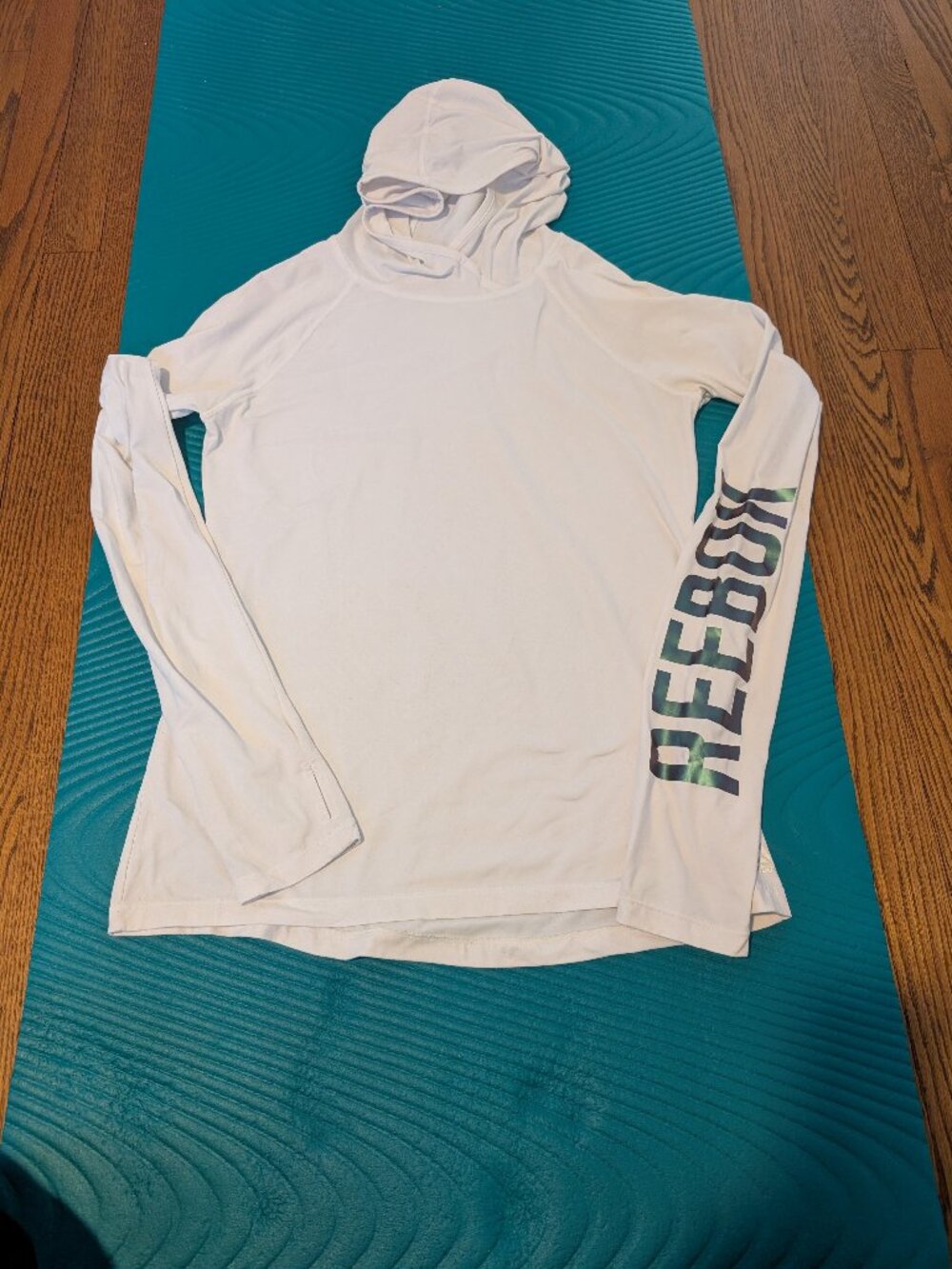 White Long Sleeve Hooded Athletic Shirt Reebok Small